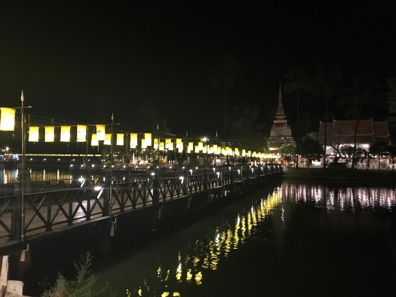 Moat View Hotel Sukhothai Eksteriør billede